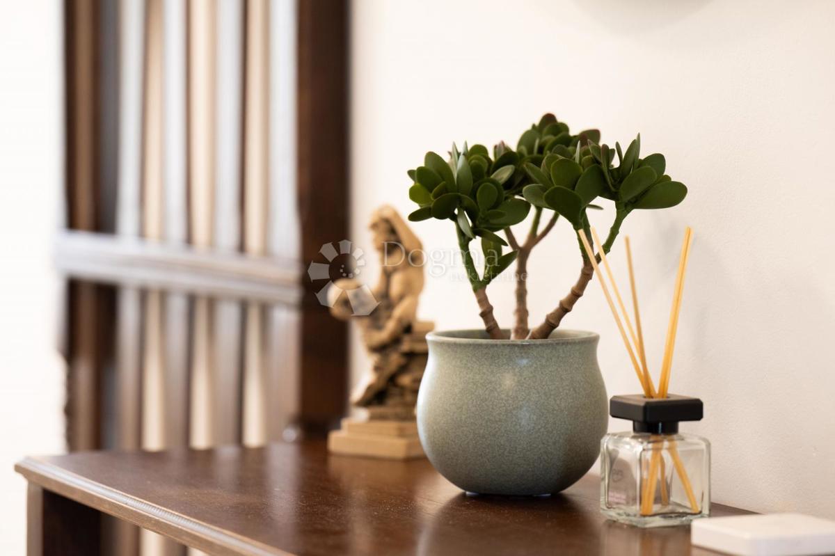 Allogio Sv. Polikarp / Sisplac, Pula, 157m2