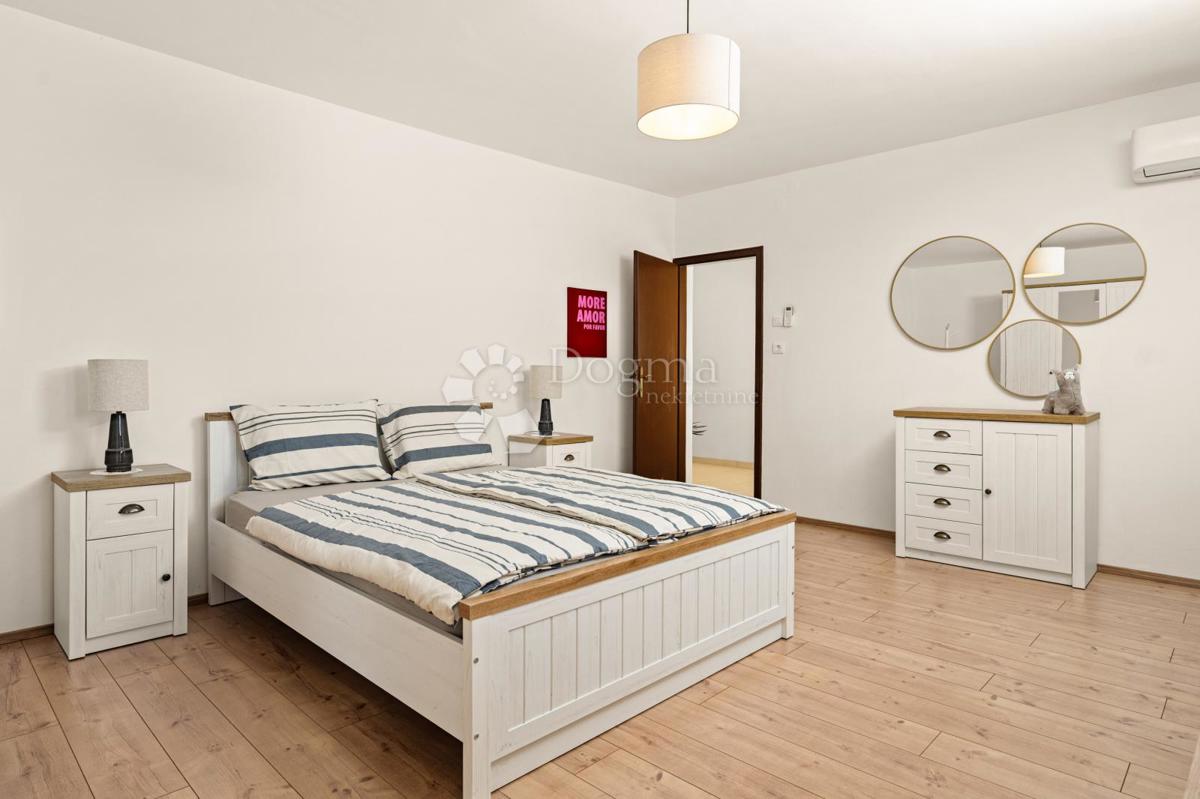 Allogio Sv. Polikarp / Sisplac, Pula, 157m2