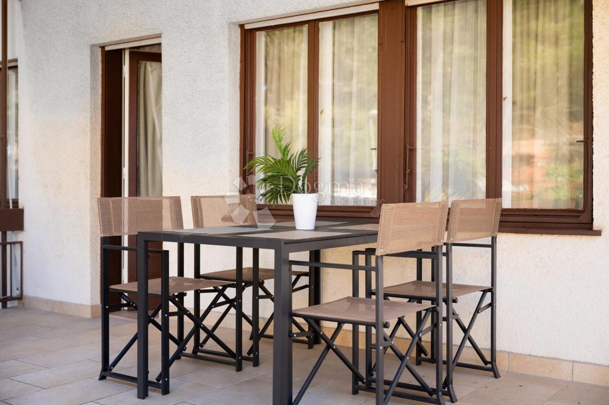 Allogio Sv. Polikarp / Sisplac, Pula, 157m2