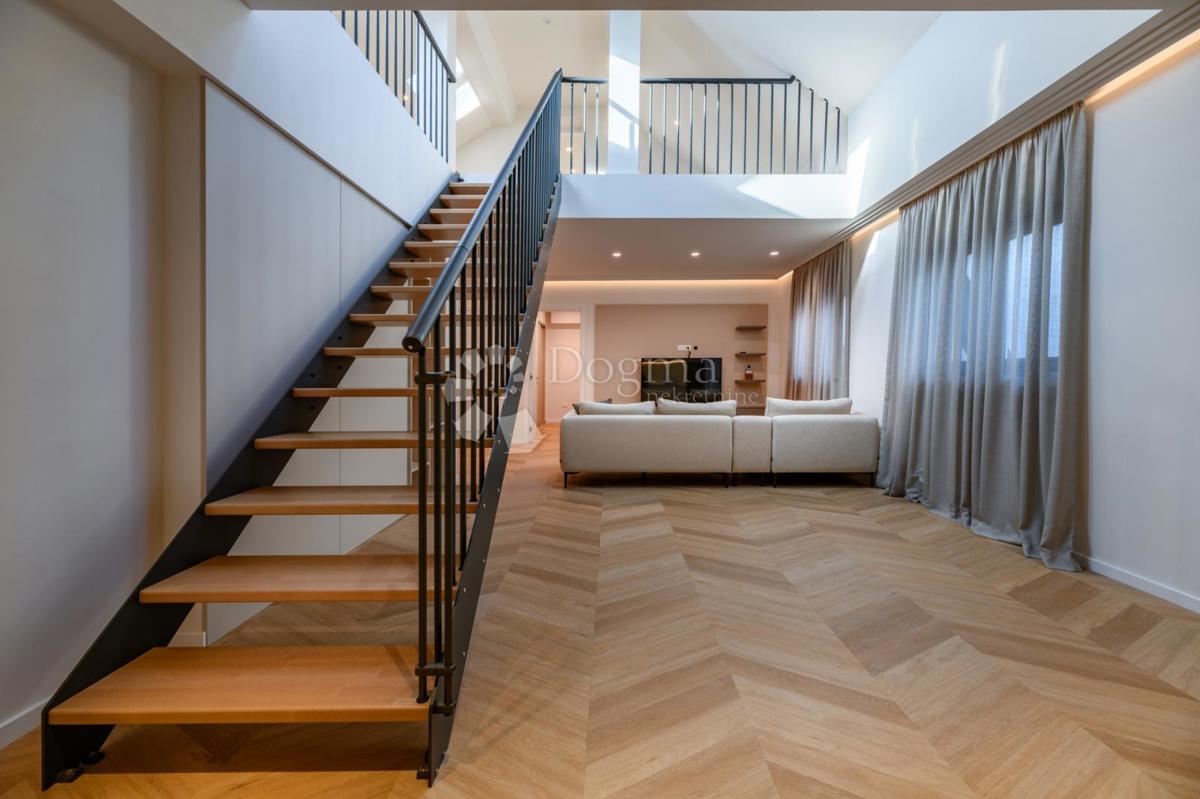 CENTRO DI ZAGABRIA, APPARTAMENTO DI LUSSO RECENTEMENTE RISTRUTTURATO