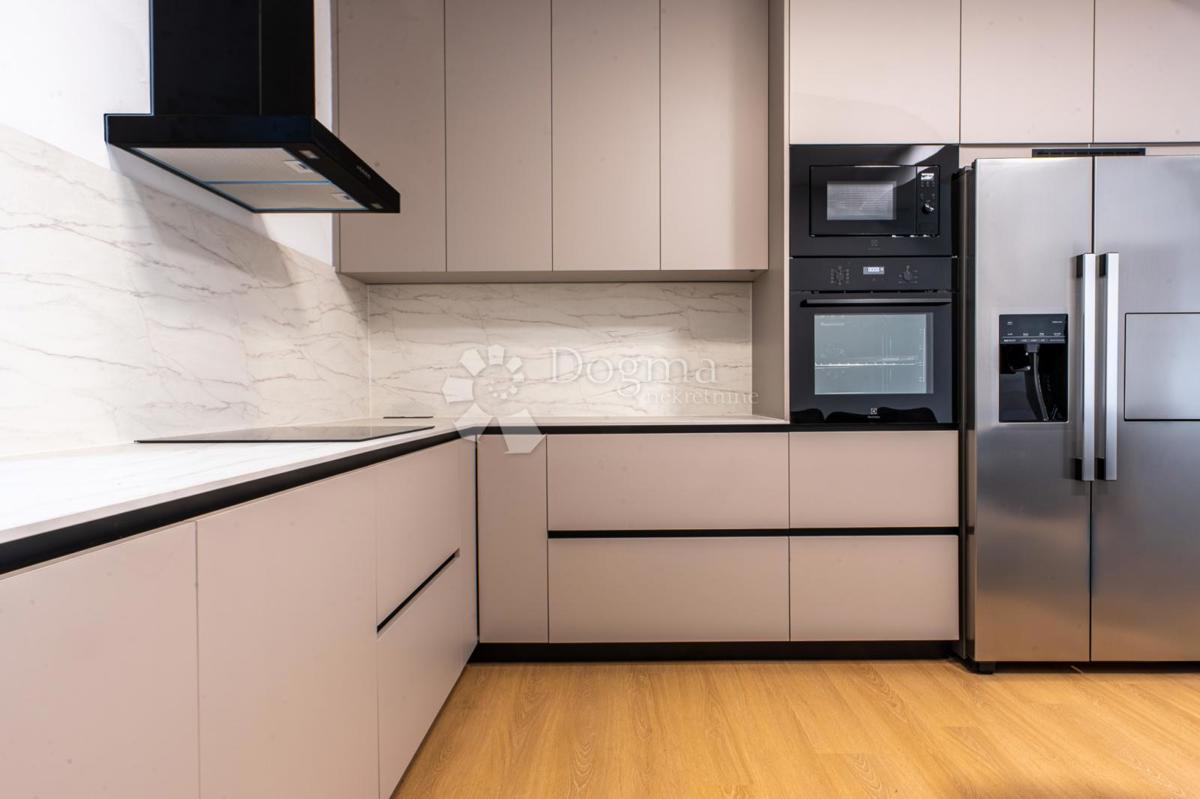 Casa Vlaškovec, Jastrebarsko - Okolica, 217m2