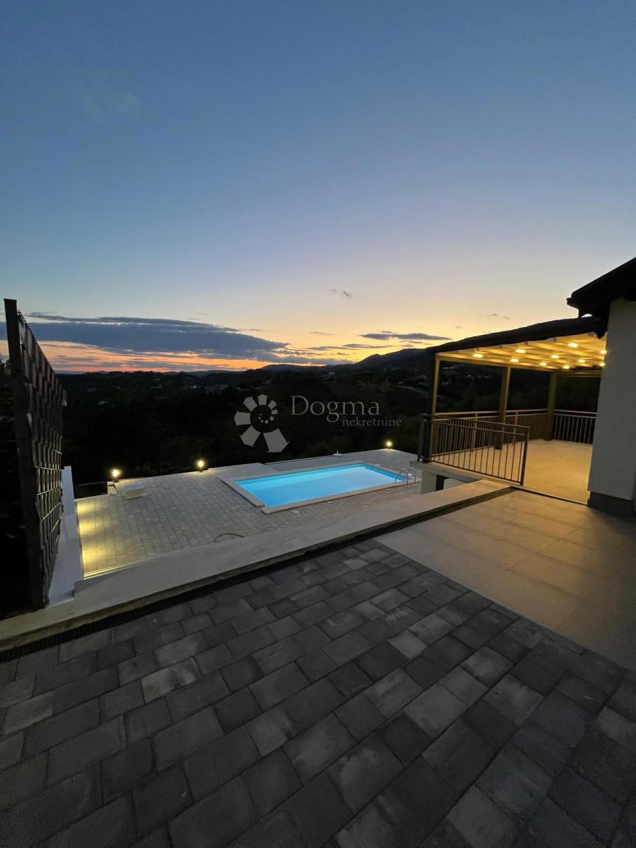 Casa Vlaškovec, Jastrebarsko - Okolica, 217m2