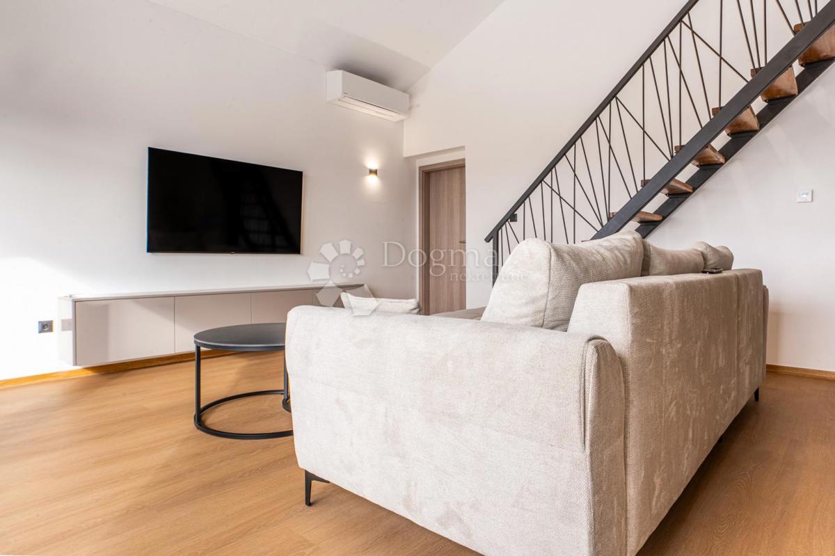 Casa Vlaškovec, Jastrebarsko - Okolica, 217m2