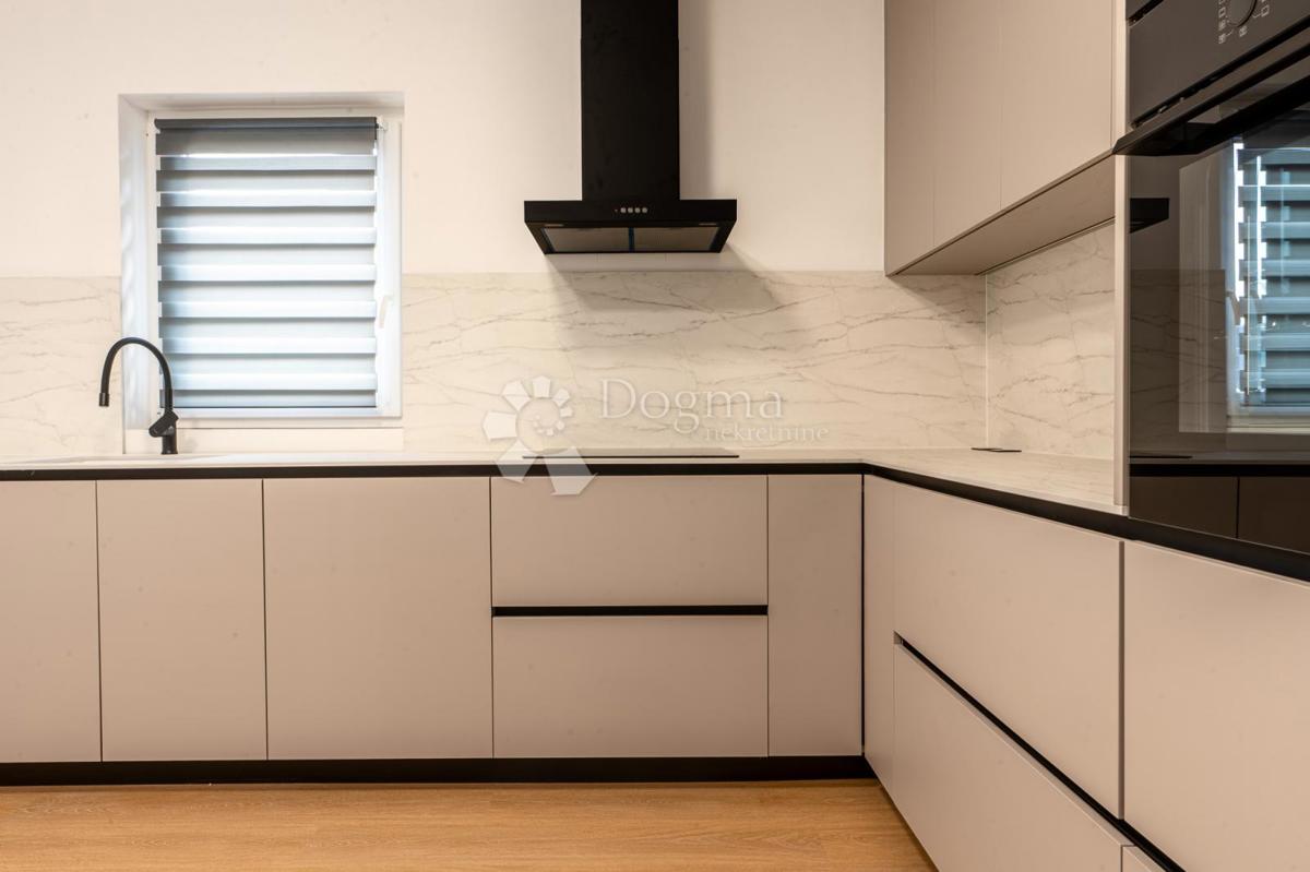 Casa Vlaškovec, Jastrebarsko - Okolica, 217m2