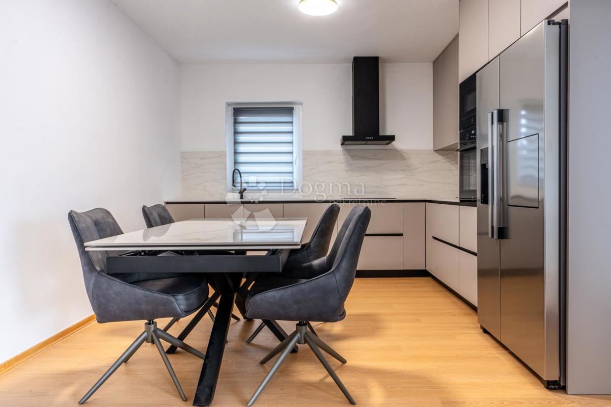 Casa Vlaškovec, Jastrebarsko - Okolica, 217m2