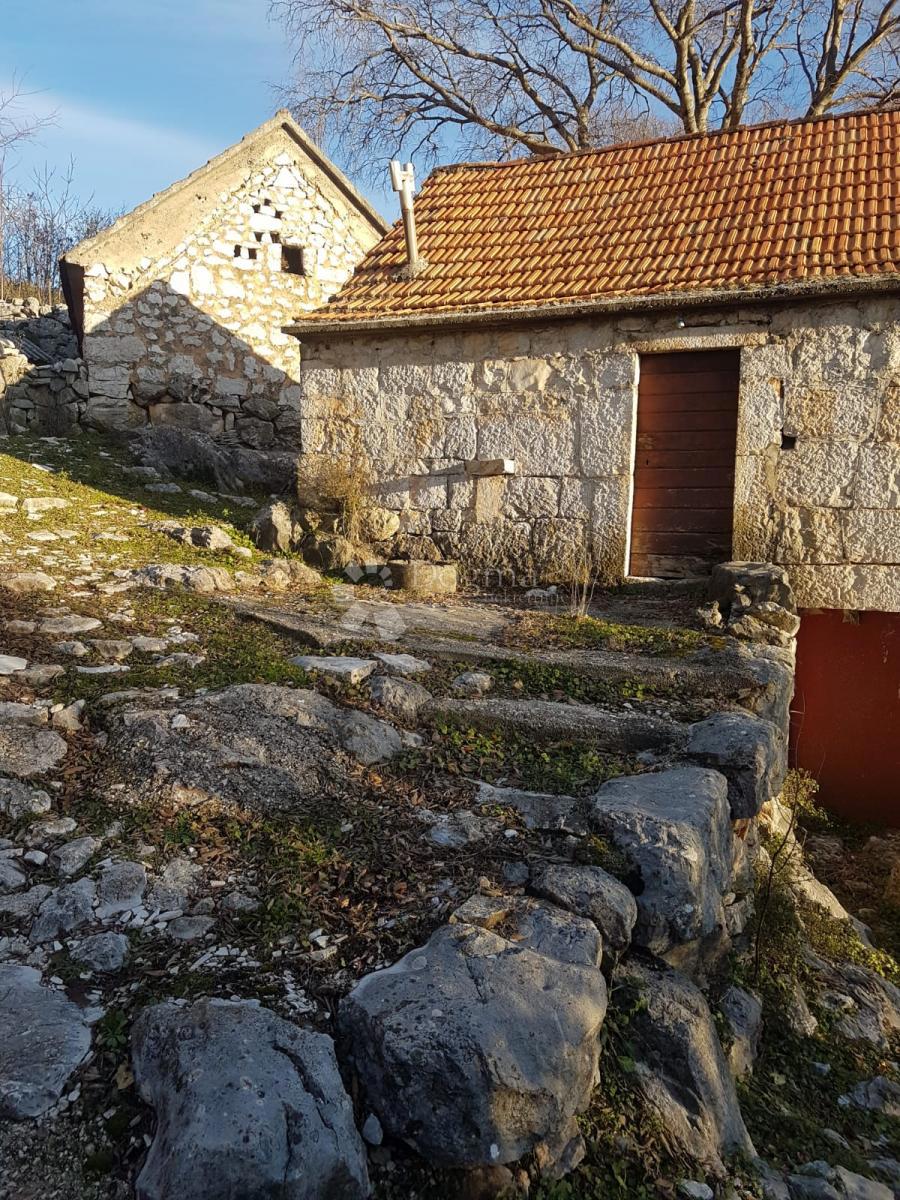Terreno edificabile Korušce, Klis, 3.500m2