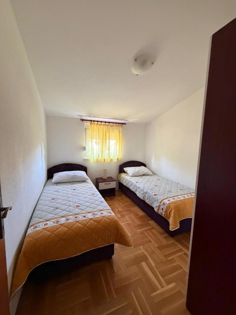 Allogio Okrug Gornji, Okrug, 72m2