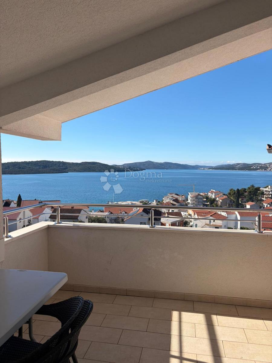 Allogio Okrug Gornji, Okrug, 72m2