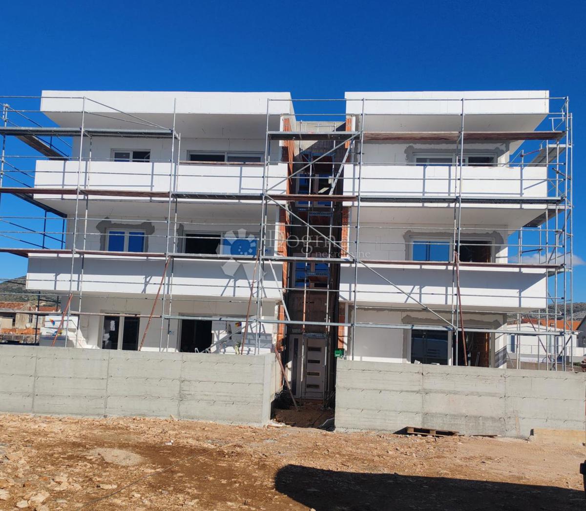 Allogio Donje Ražine, Šibenik, 91,50m2