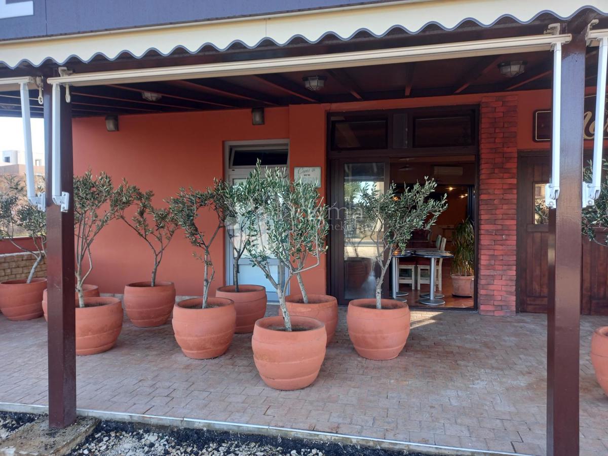 Locale commerciale Zaton, Nin, 285m2