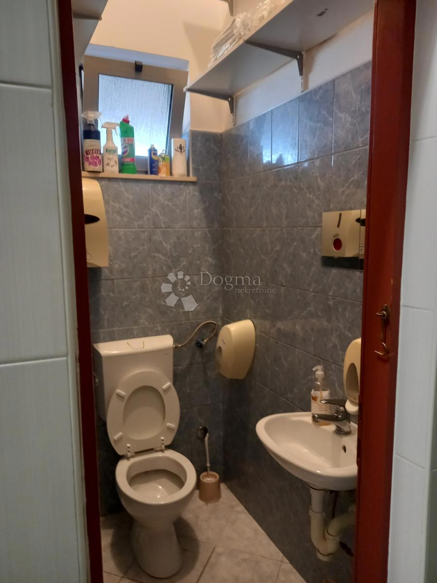 Locale commerciale Zaton, Nin, 285m2