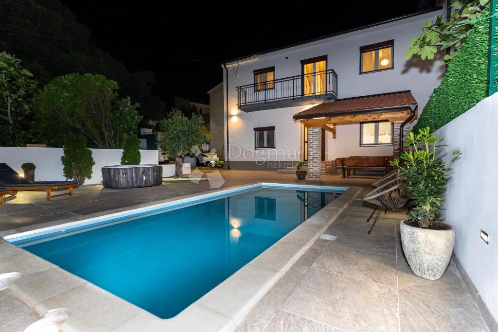 Casa Novi Vinodolski, 120m2