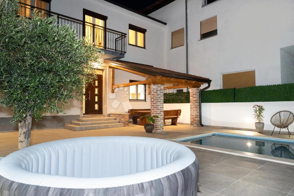 Casa Novi Vinodolski, 120m2