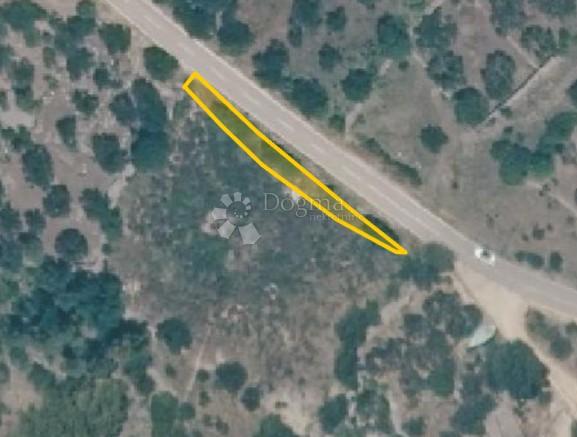 Terreno edificabile Tribunj, 566,16m2