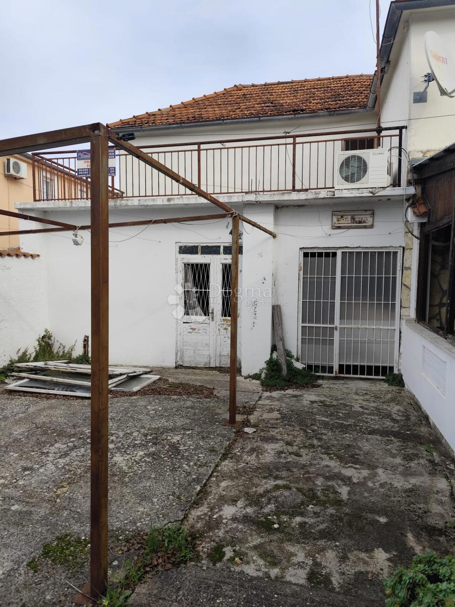 Locale commerciale Raslina, Šibenik - Okolica, 247m2