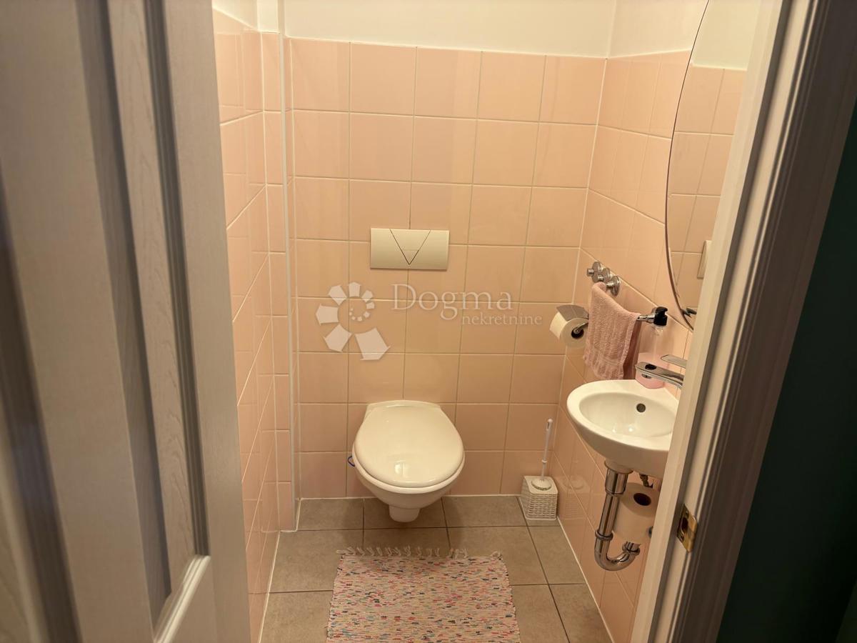 Casa Novi Dvori, Zaprešić, 200m2