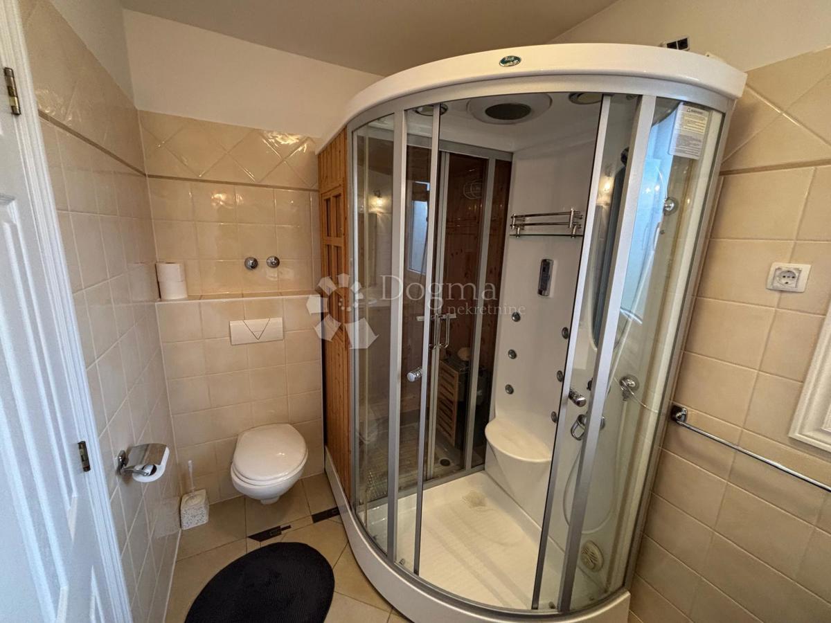 Casa Novi Dvori, Zaprešić, 200m2