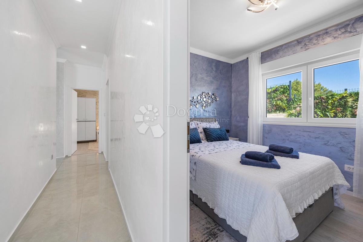 Casa Bilice, Šibenik - Okolica, 142m2