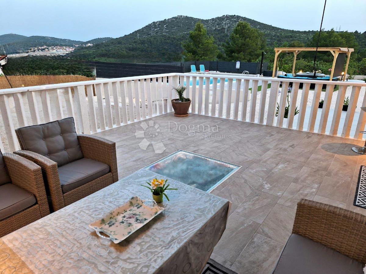 Casa Bilice, Šibenik - Okolica, 142m2