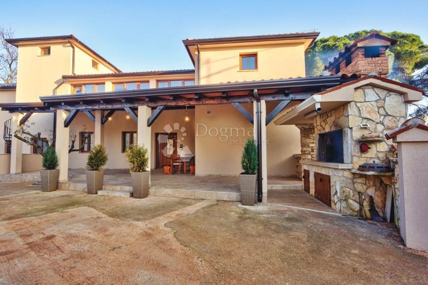 Casa Poreč, 245m2