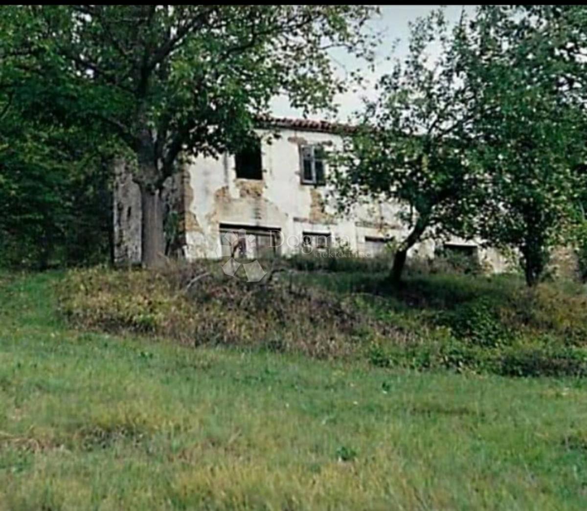 Terreno edificabile Stari Pazin, Pazin, 46.093m2