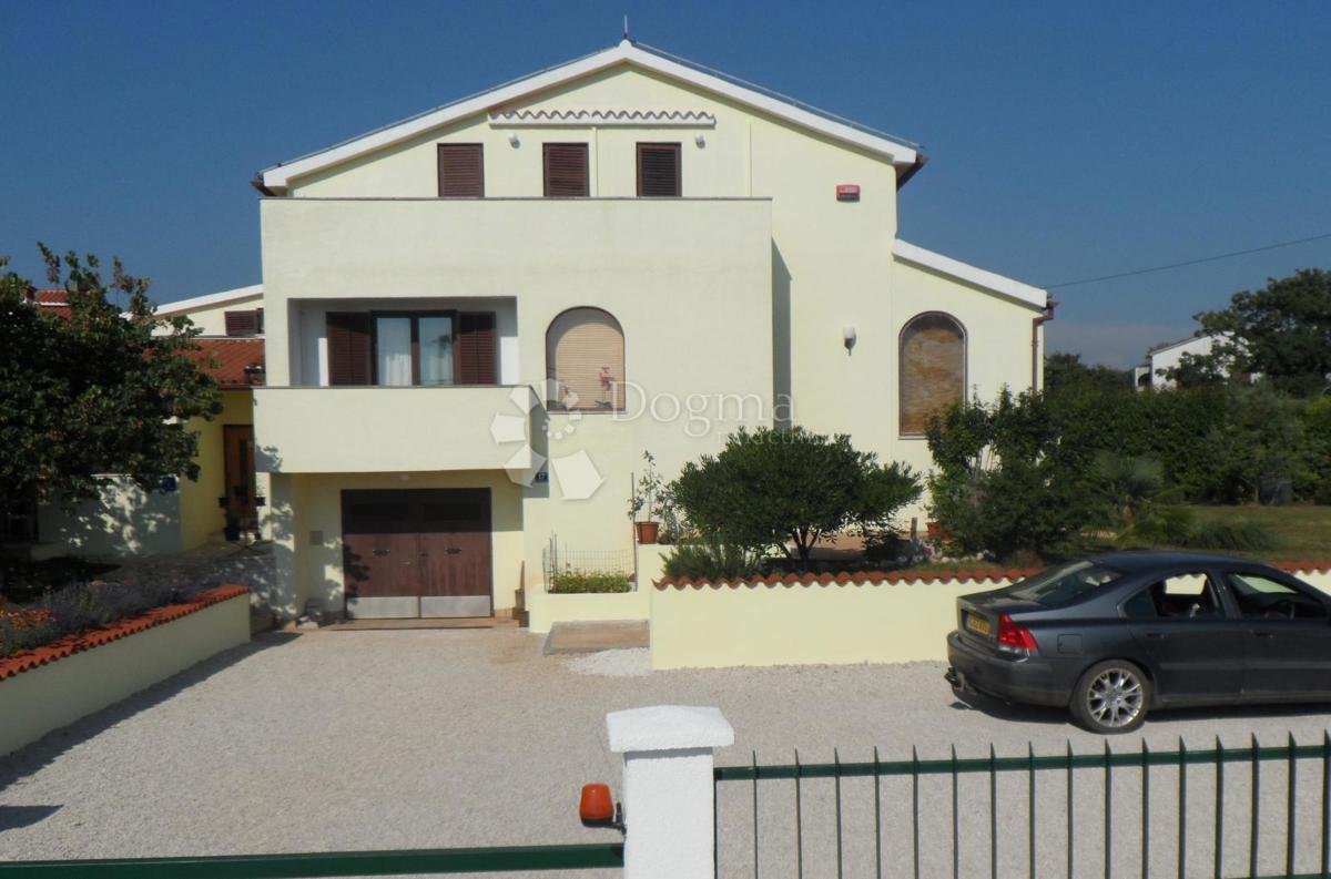 Casa Nova Vas, Poreč, 318,31m2