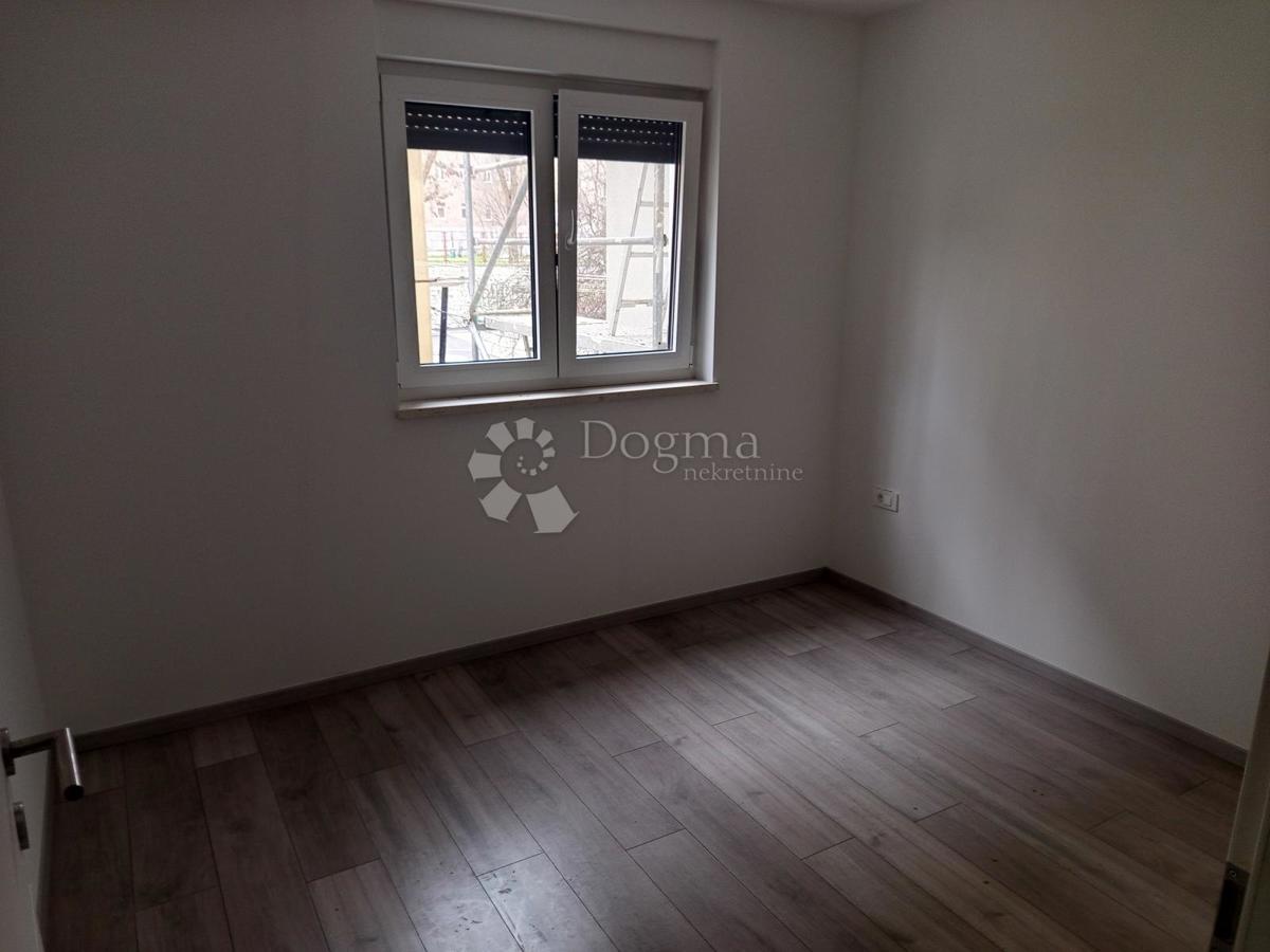 Allogio Centar, Pula, 54m2