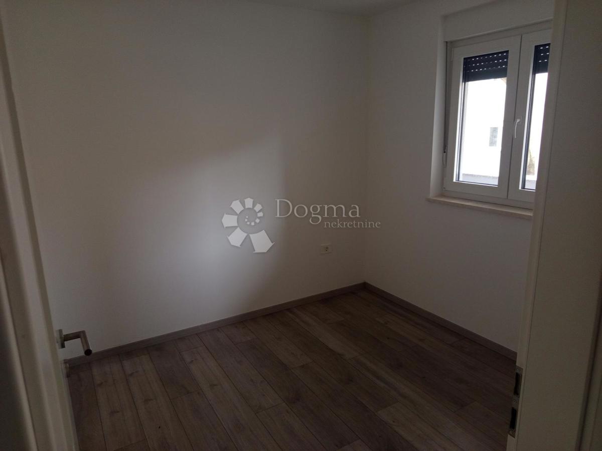 Allogio Centar, Pula, 54m2