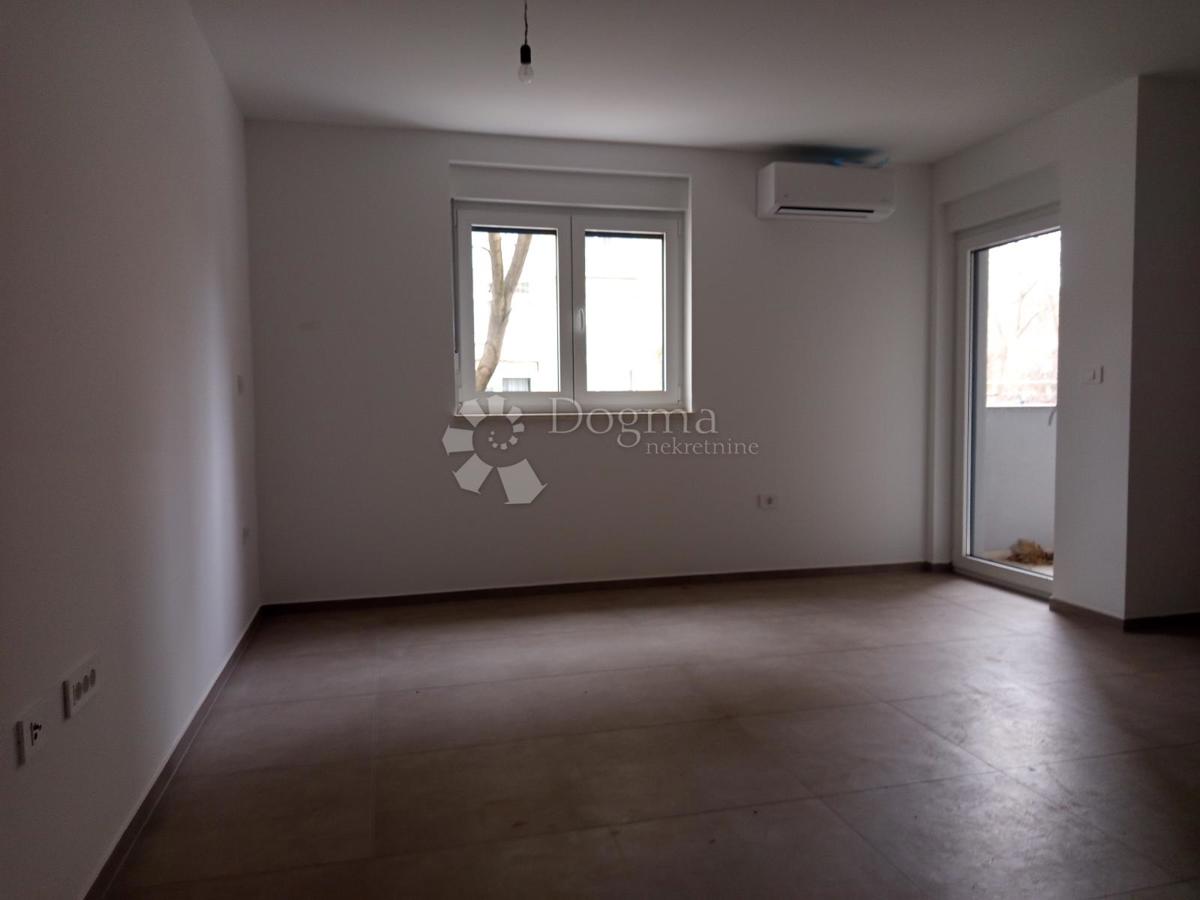 Allogio Centar, Pula, 54m2