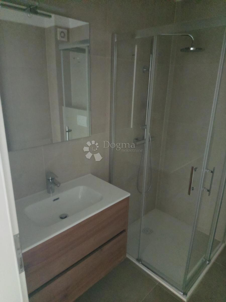 Allogio Centar, Pula, 54m2