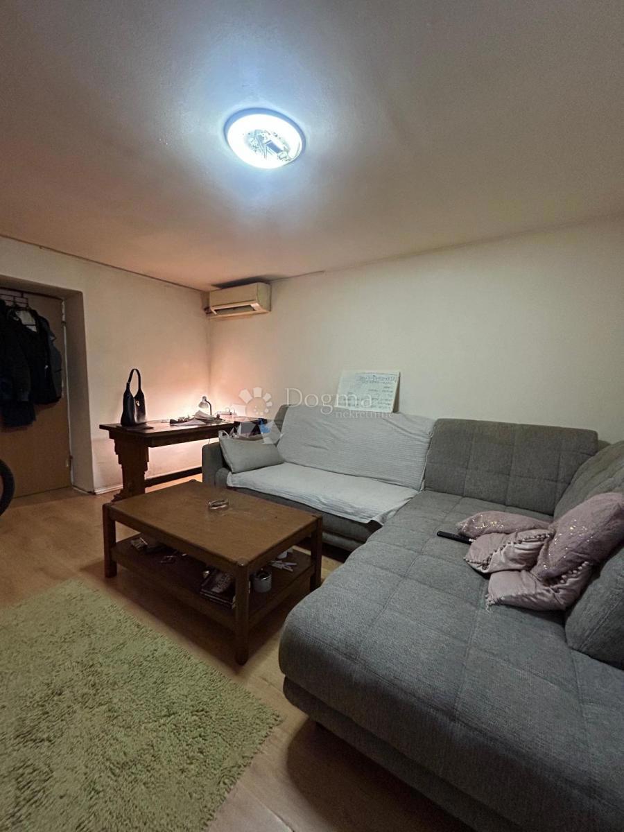 Casa Centar, Pula, 85m2