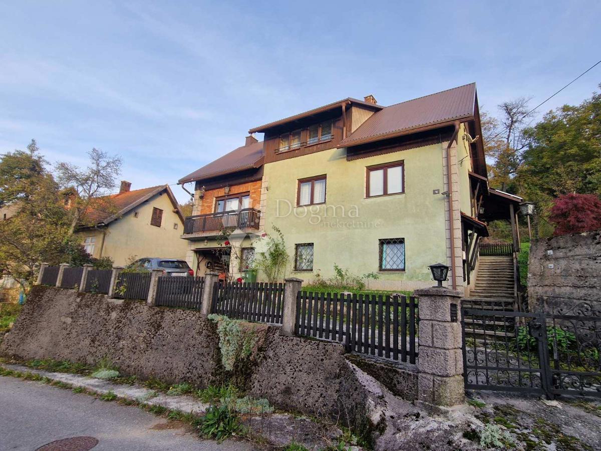 Casa Divjake, Skrad, 250m2