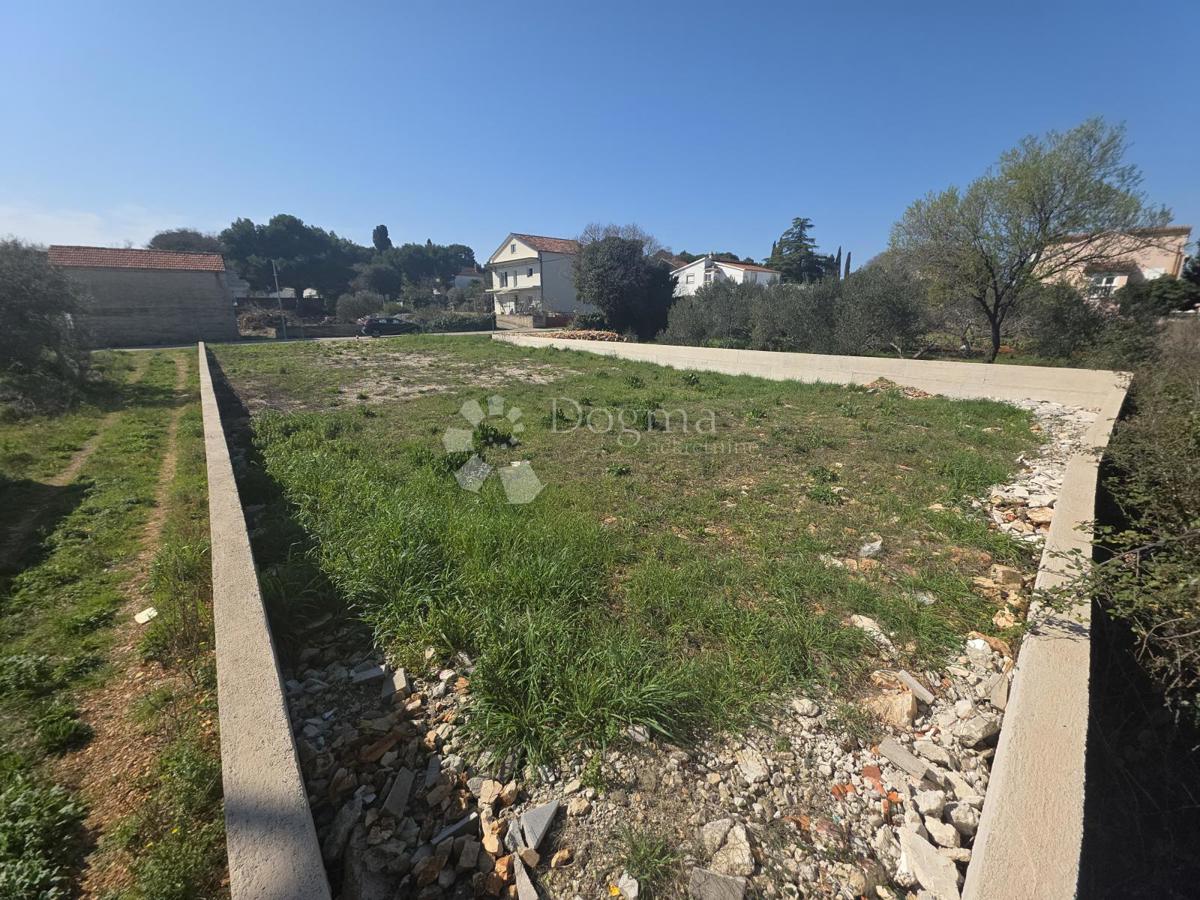Terreno edificabile Jezera, Tisno, 589m2