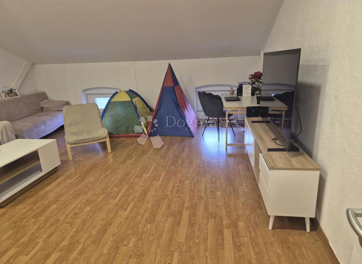 Allogio Centar, Rijeka, 105m2