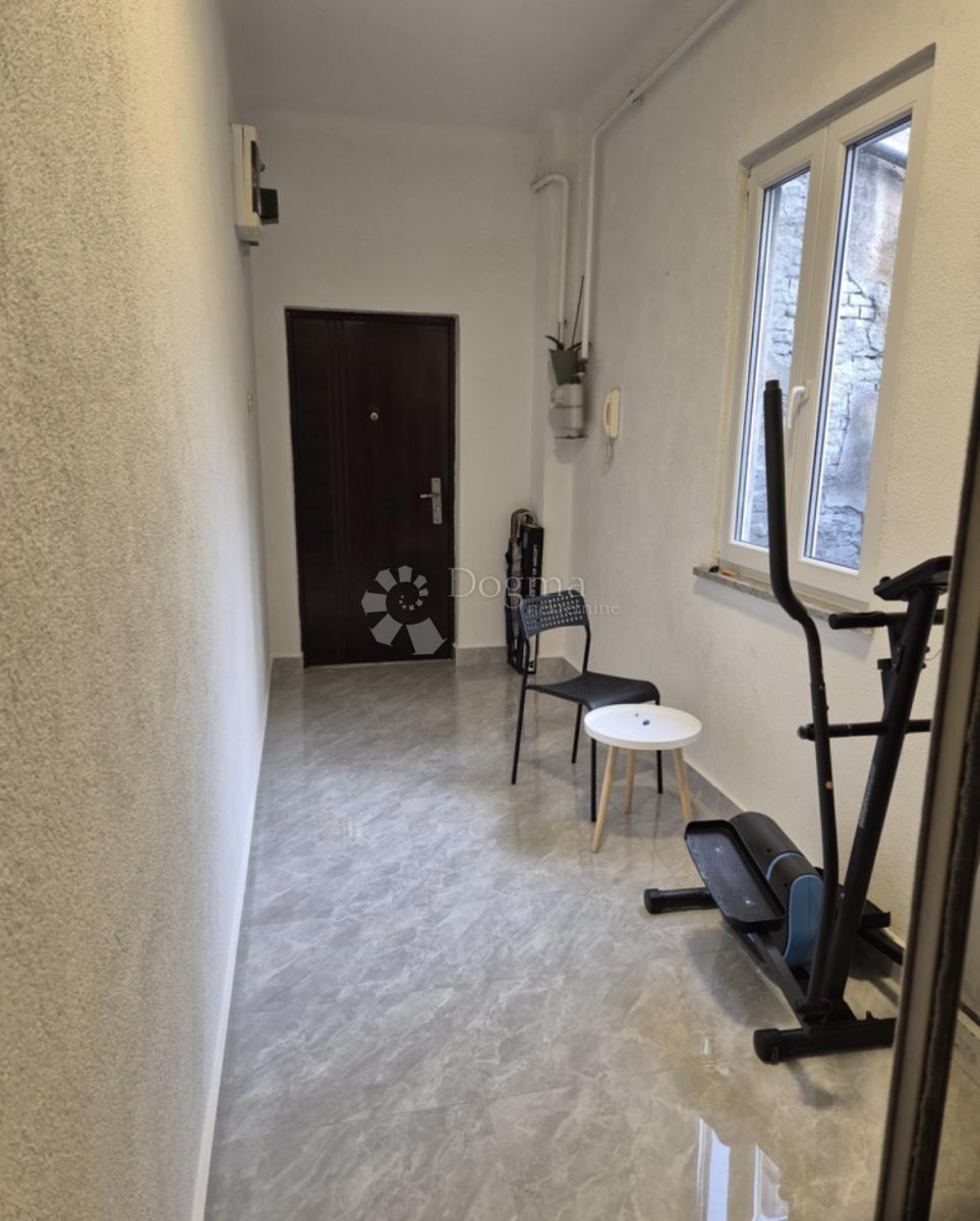 Allogio Centar, Rijeka, 105m2