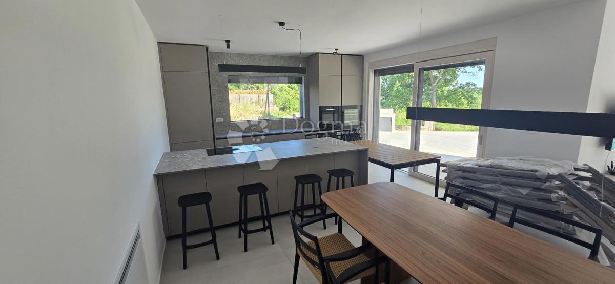 Terreno edificabile Sutivanac, Barban, 1.045m2