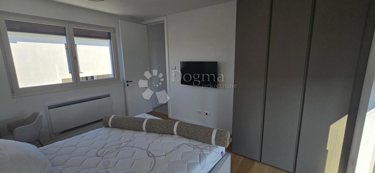 Terreno edificabile Sutivanac, Barban, 1.045m2