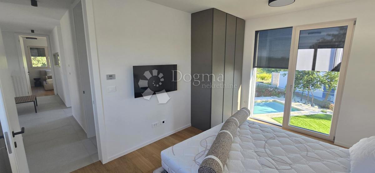 Terreno edificabile Sutivanac, Barban, 1.045m2