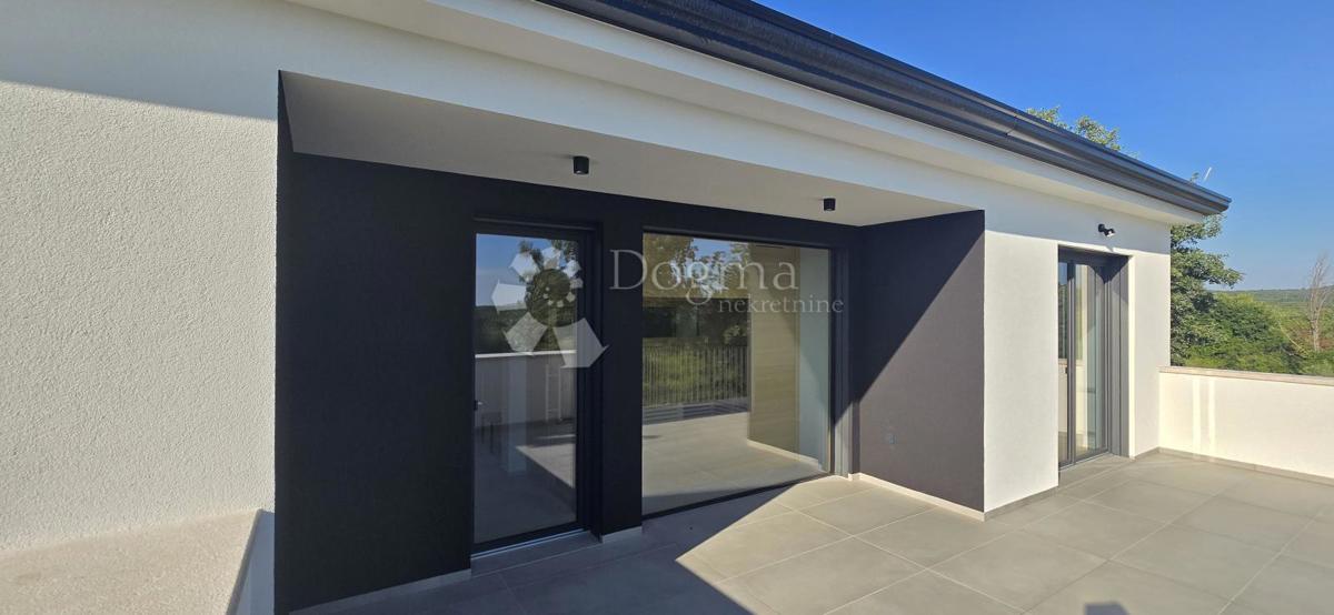 Terreno edificabile Sutivanac, Barban, 1.045m2