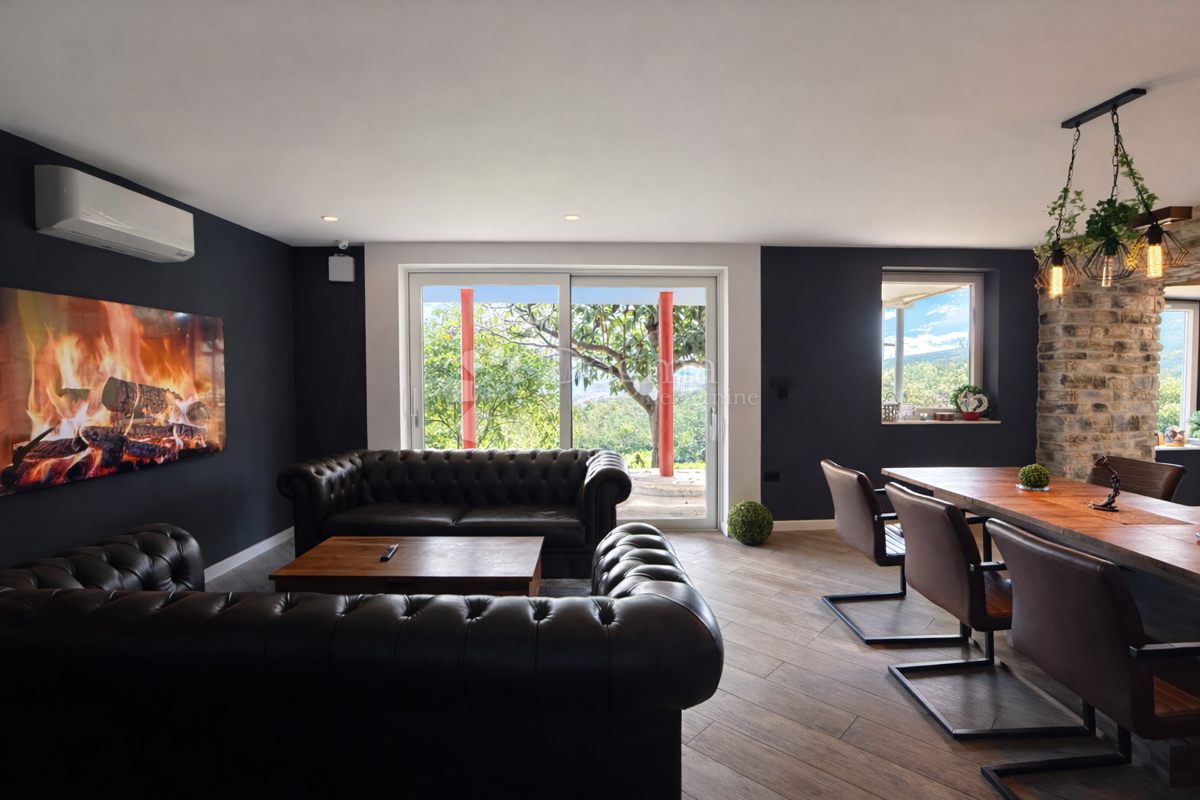 Proprietà unica a Žrnovnica – unità separate, vista panoramica