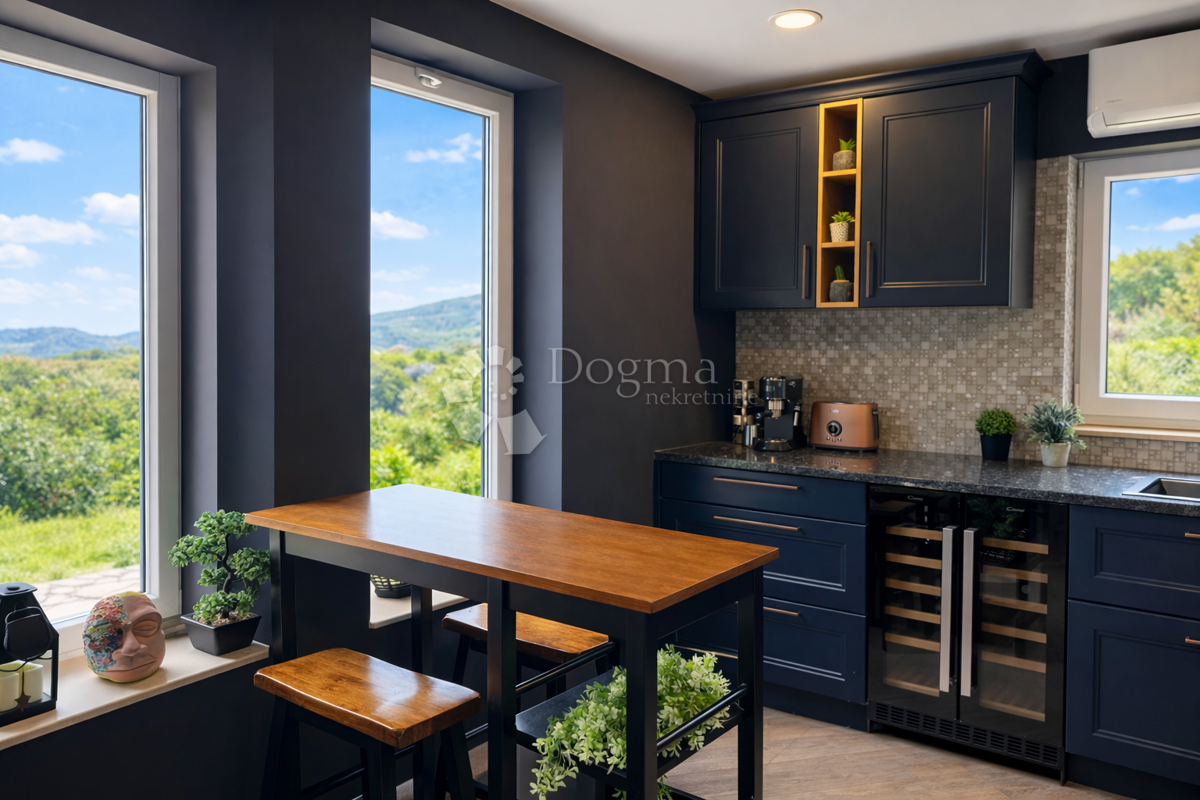 Proprietà unica a Žrnovnica – unità separate, vista panoramica