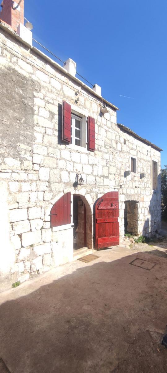 Casa Gdinj, Jelsa, 54m2