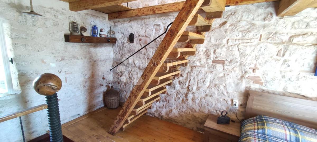 Casa Gdinj, Jelsa, 54m2