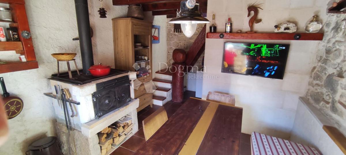 Casa Gdinj, Jelsa, 54m2