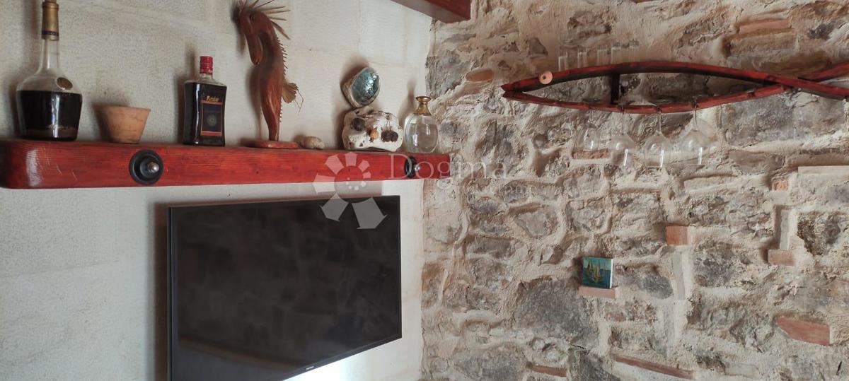 Casa Gdinj, Jelsa, 54m2