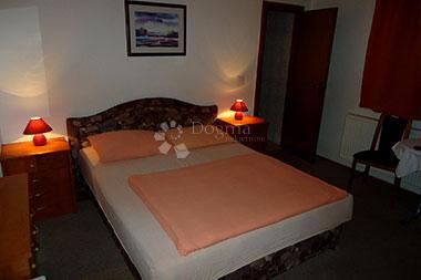 Casa Brodsko Vinogorje, Slavonski Brod, 872m2