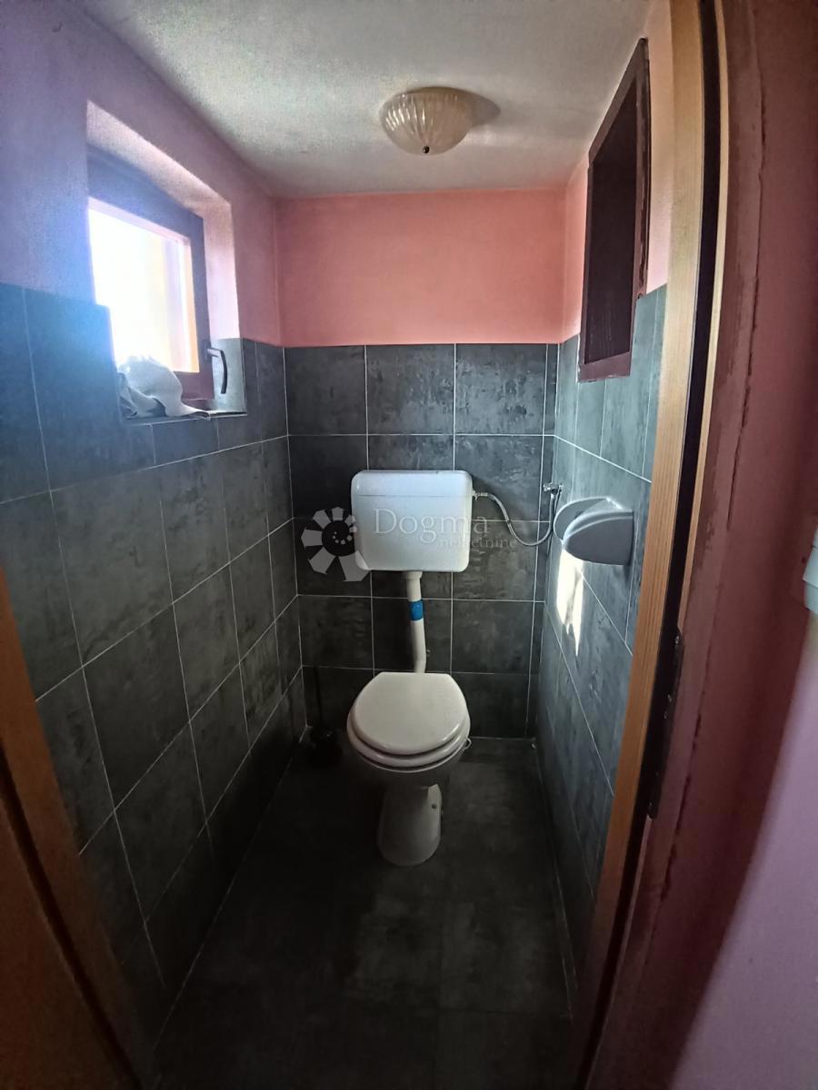 Casa Tenja, Osijek - Okolica, 150m2