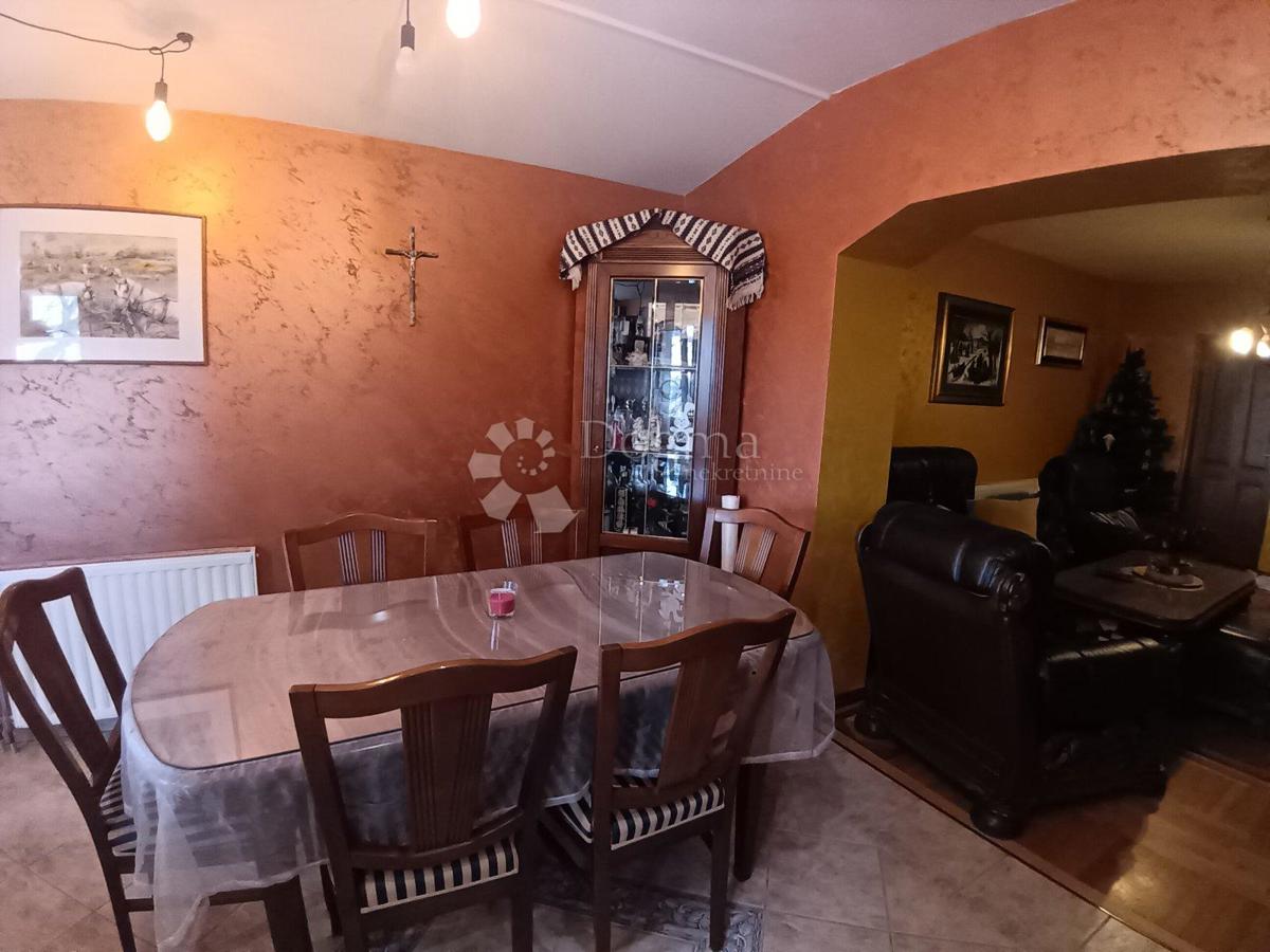 Casa Tenja, Osijek - Okolica, 150m2