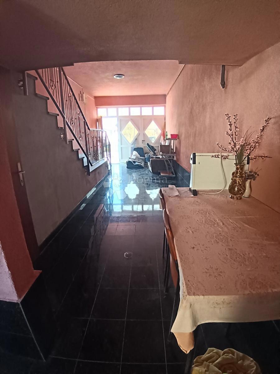 Casa Tenja, Osijek - Okolica, 150m2