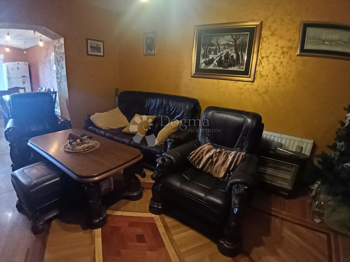 Casa Tenja, Osijek - Okolica, 150m2